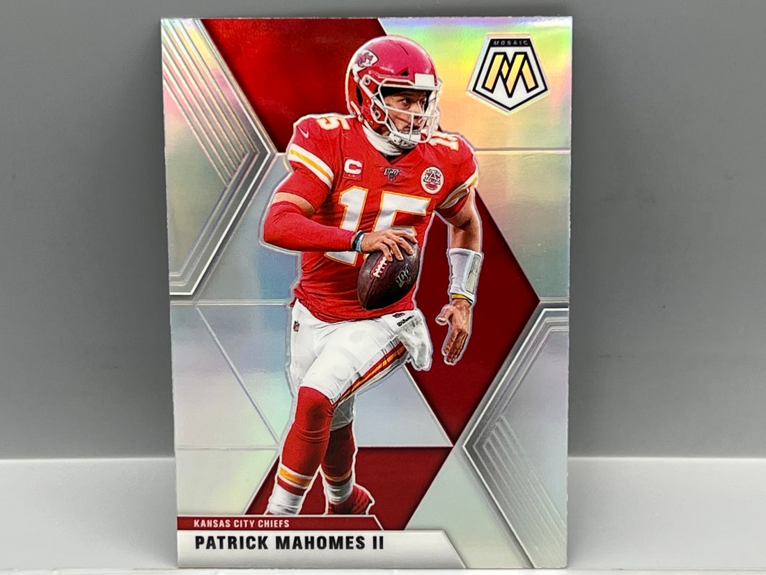 2020 Panini Mosaic Patrick Mahomes Silver Prizm #1 (1 of 2)