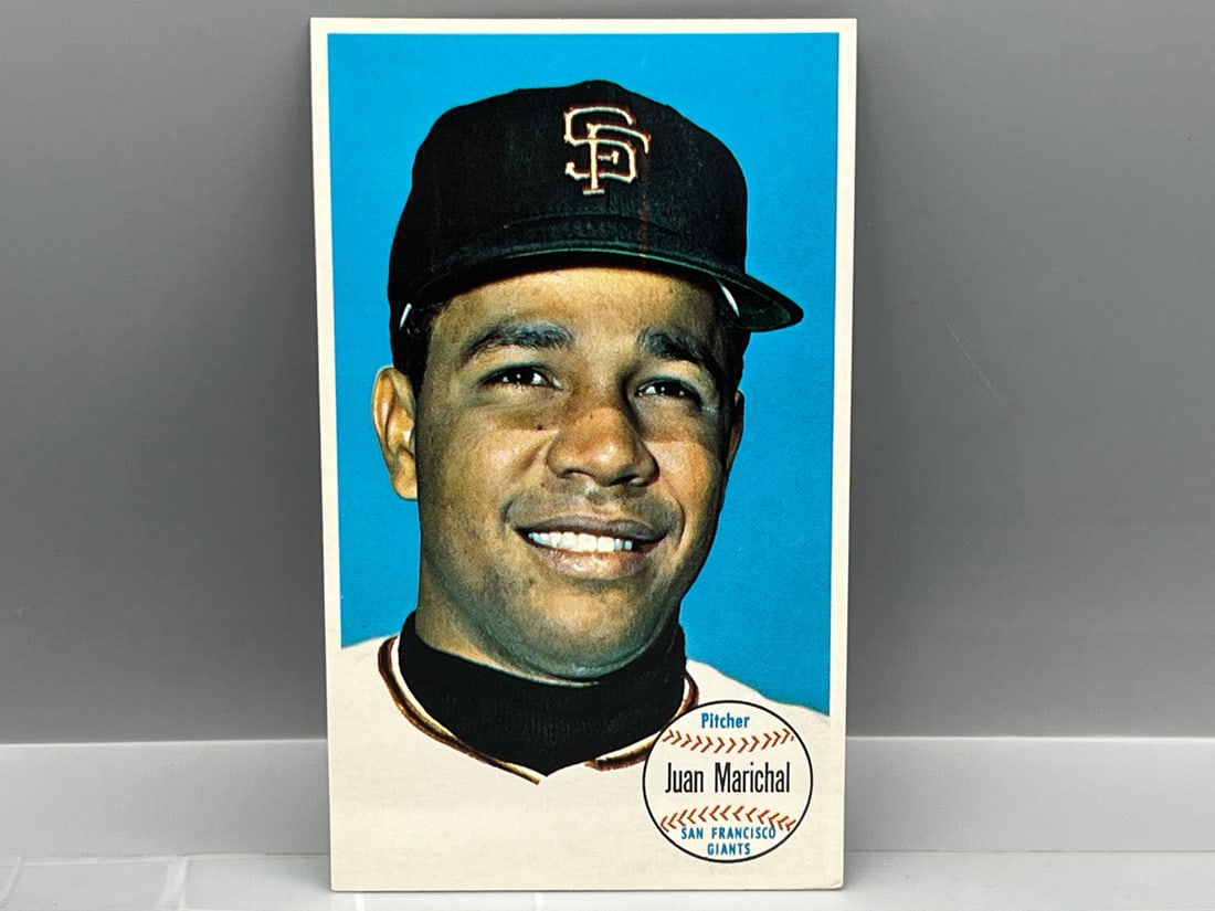 1964 Topps Giants Juan Marichal #37: 1964 Topps Giants Juan Marichal #37