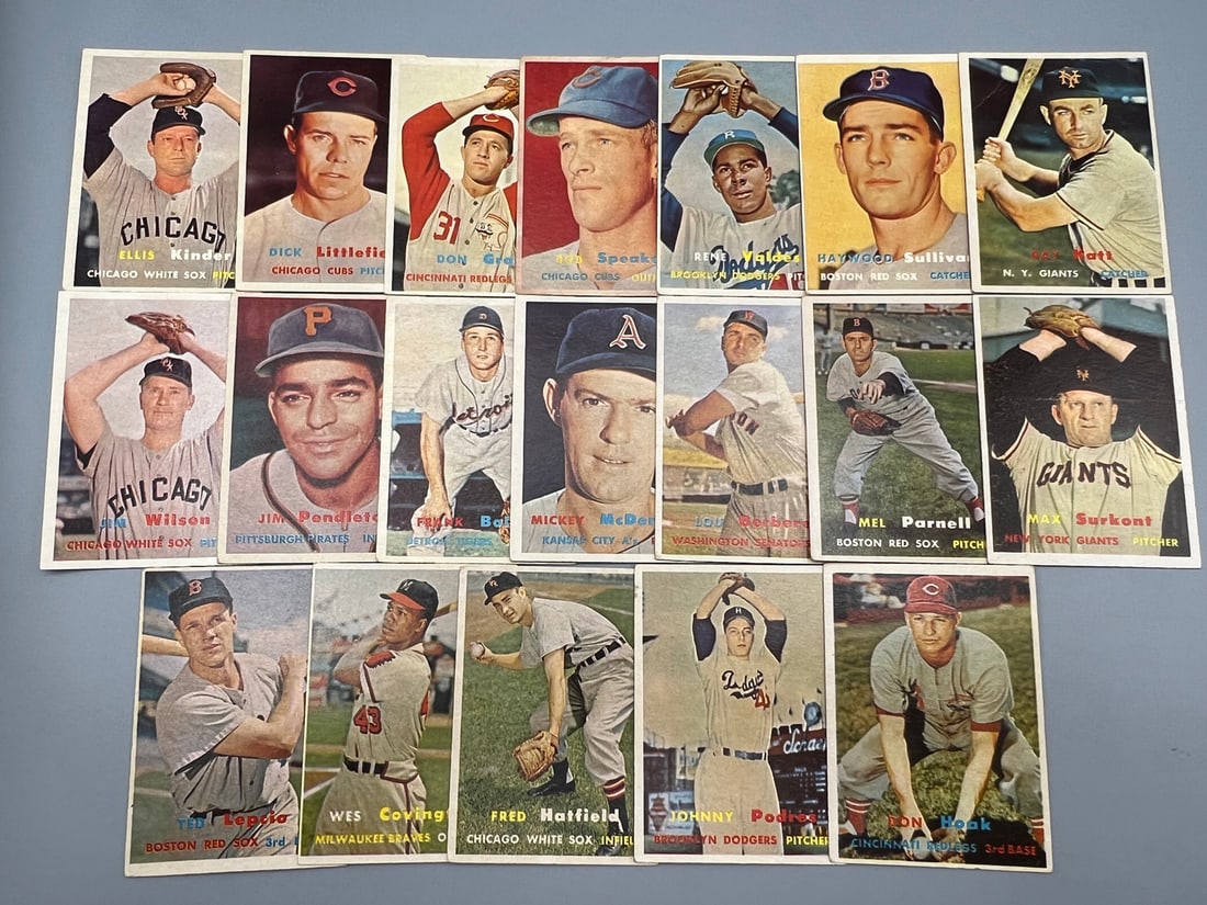 Lot of (19) 1957 Topps Baseball Scarce Mid Series Cards - Varying Conditions - All Between #265-352 (1 of 5)