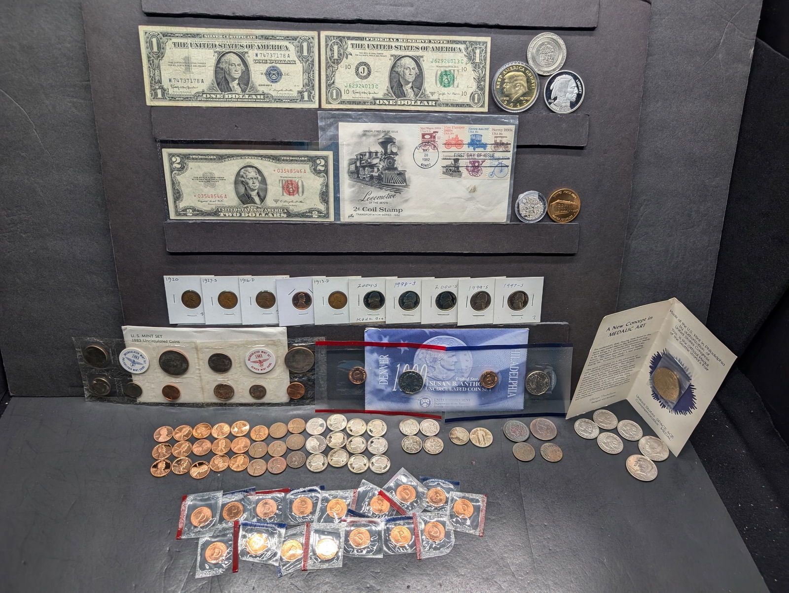 LARGE!! Grab Bag of Various Vintage & Modern U.S. Coins, Tokens & Currency Notes (1 of 20)