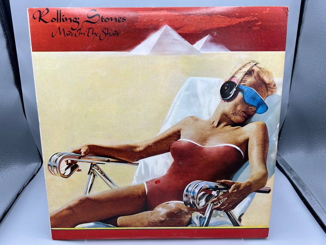 1977 The Rolling Stones Made In The Shade Reissue Vinyl Album - COC 39107: 1977 The Rolling Stones Made In The Shade Reissue Vinyl Album - COC 39107 - Records have not been tested by the auction house for play quality. All items are sold as is.