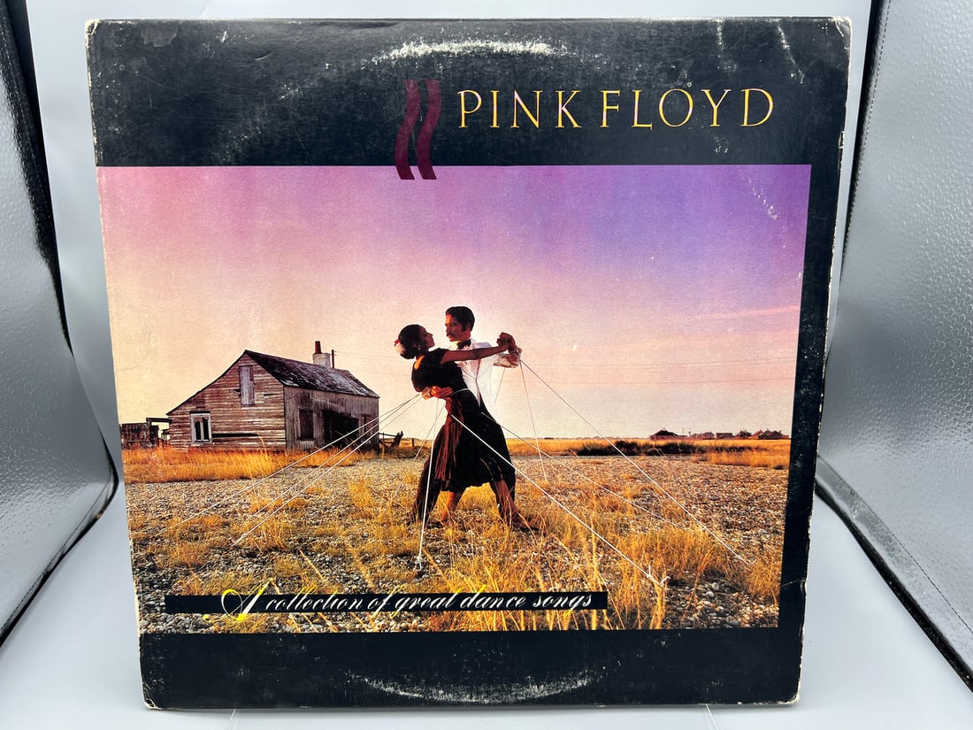 1981 Pink Floyd A Collection of Great Dance Songs Repress Vinyl Album - TC 37680: 1981 Pink Floyd A Collection of Great Dance Songs Repress Vinyl Album - TC 37680 - Records have not been tested by the auction house for play quality. All items are sold as is.