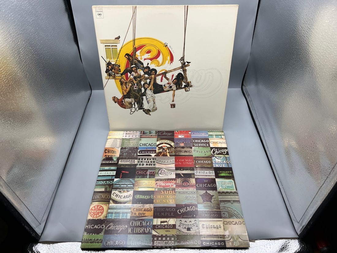 Chicago (2 LP Lot): Chicago IX - Chicago's Greatest Hits (1975); and Greatest Hits Volume II (1981): Chicago (2 LP Lot): Chicago IX - Chicago's Greatest Hits (1975); and Greatest Hits Volume II (1981) - Records have not been tested by the auction house for play quality. All items are sold as is.
