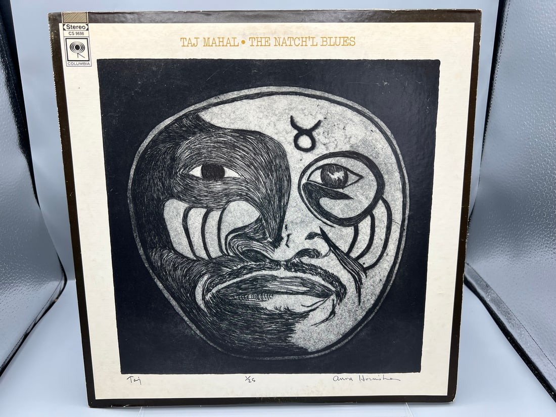 Taj Mahal: The Natch'l Blues (1970), repress: Taj Mahal: The Natch'l Blues (1970), repress - Records have not been tested by the auction house for play quality. All items are sold as is.