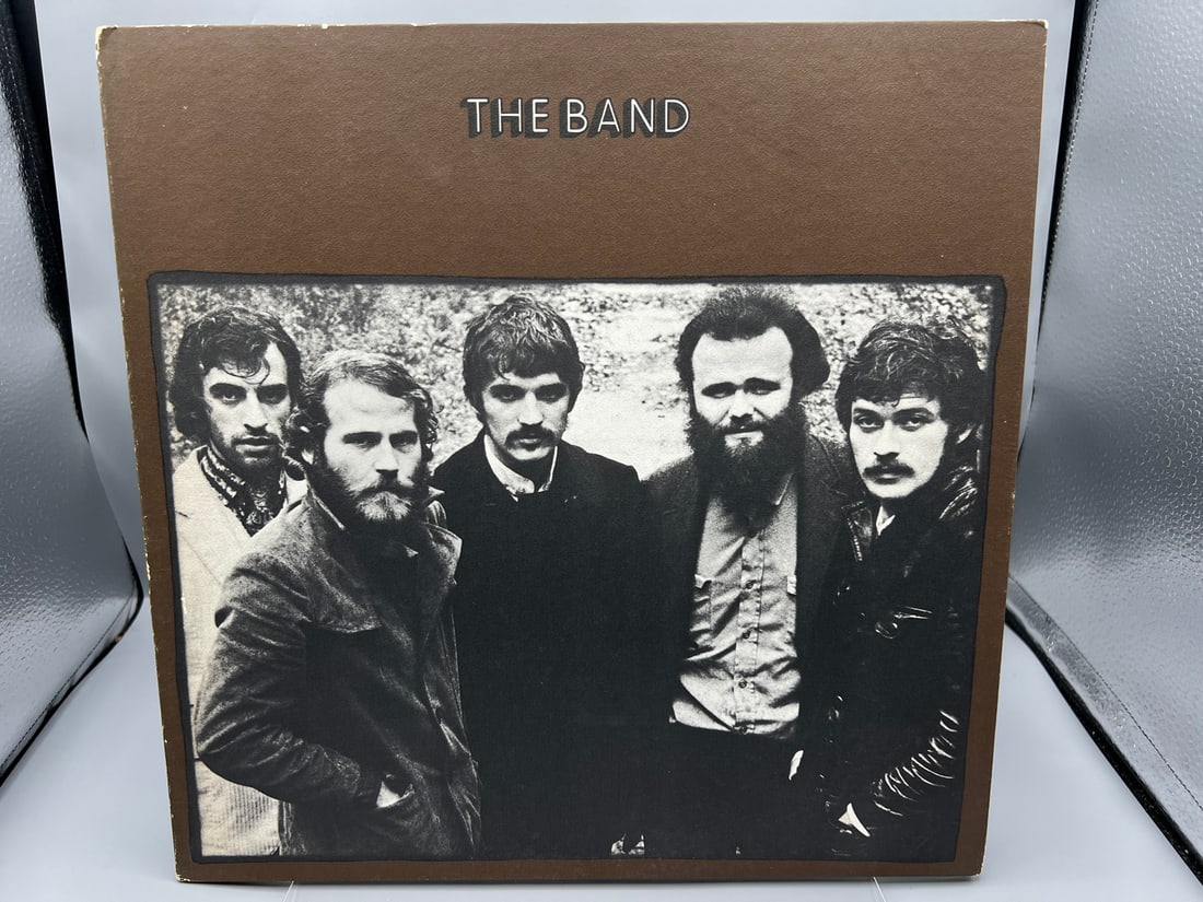 The Band: The Band - self-titled (1969), gatefold: The Band: The Band - self-titled (1969), gatefold - Records have not been tested by the auction house for play quality. All items are sold as is.