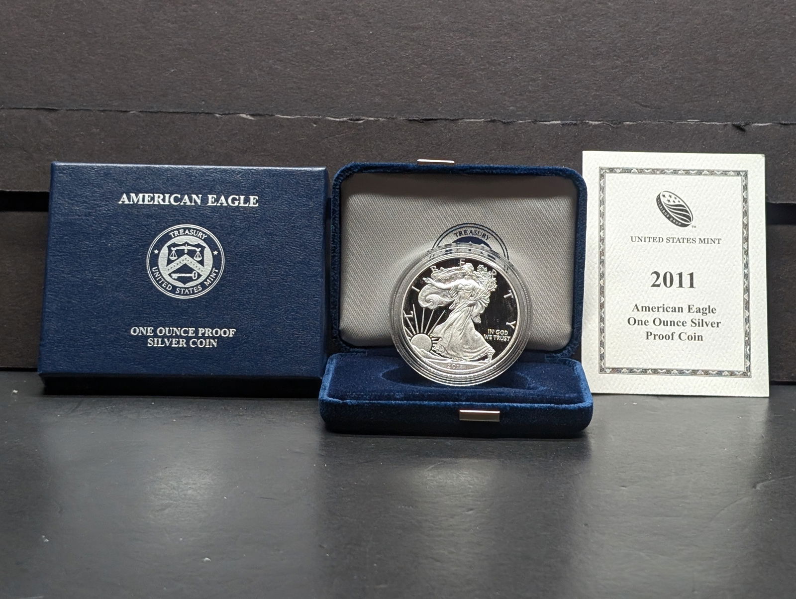 2011W Proof American Silver Eagle. One Troy Ounce .999 Fine Silver. OGP/COA (1 of 4)