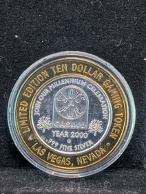 Limited Edition .999 FINE SILVER CENTER Slots-A-Fun Casino $10 Gaming Token in Capsule