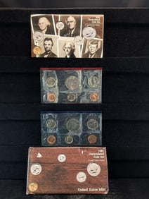 1985 P&D US Mint Unc. Coin Set. OGP