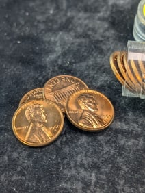 Roll of Large Date 1960-D Lincoln Memorial Cents. GEM BU RED