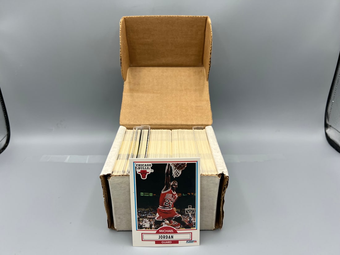 1990 Fleer Basketball Complete Set (1 of 3)
