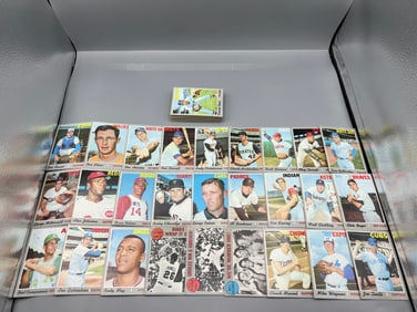 Lot of (55+) 1970 Topps Baseball Cards - Varying Conditions