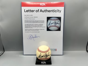 Walter Payton Signed Baseball with PSA DNA Certification and Full LOA - Chicago Bears - Rare Signed