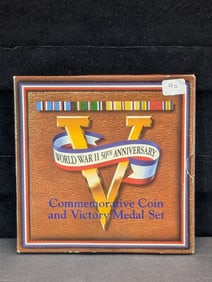 1995 WWII Commemorative Coin And Victory Medal Set.