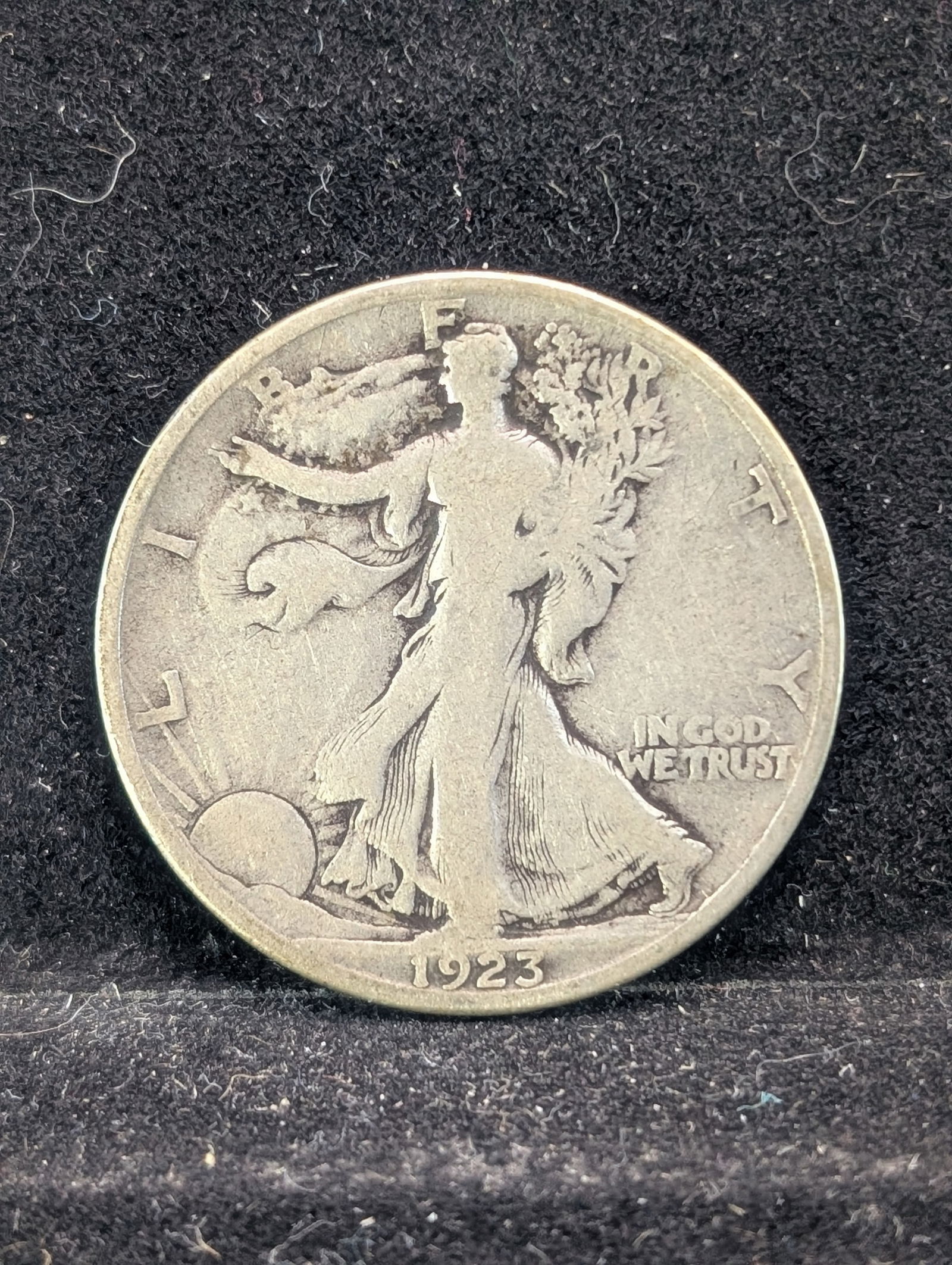 1923-S Walking Liberty Half Dollar Semi Key Date - 90% Silver (1 of 2)