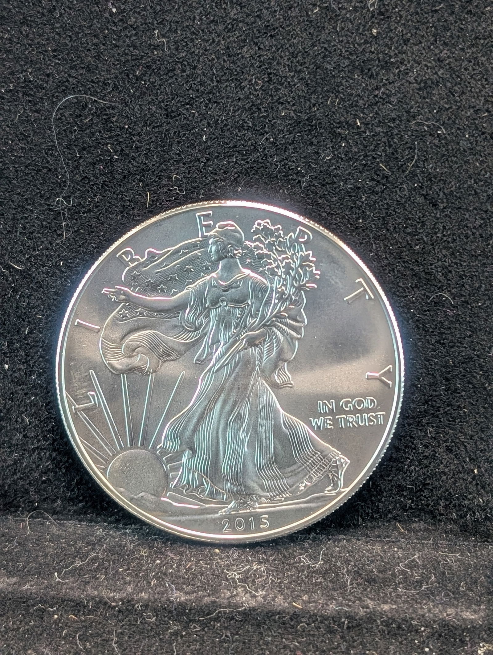 2015 GEM BU American Silver Eagle. One Troy Ounce .999 Fine Silver $1 (1 of 2)