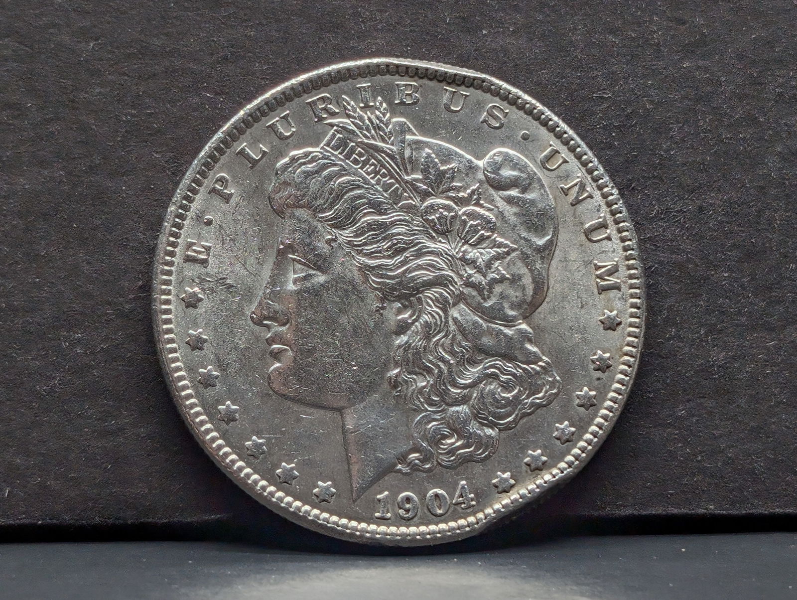 **AU+ Details - BRIGHT & FLASHY** 1904 Morgan Silver Dollar w/ Rim Bump (1 of 2)