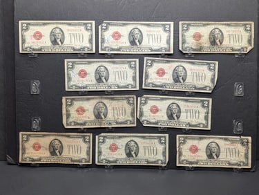 Ten 1928 G US Red Seal $2 Notes. Circulated.