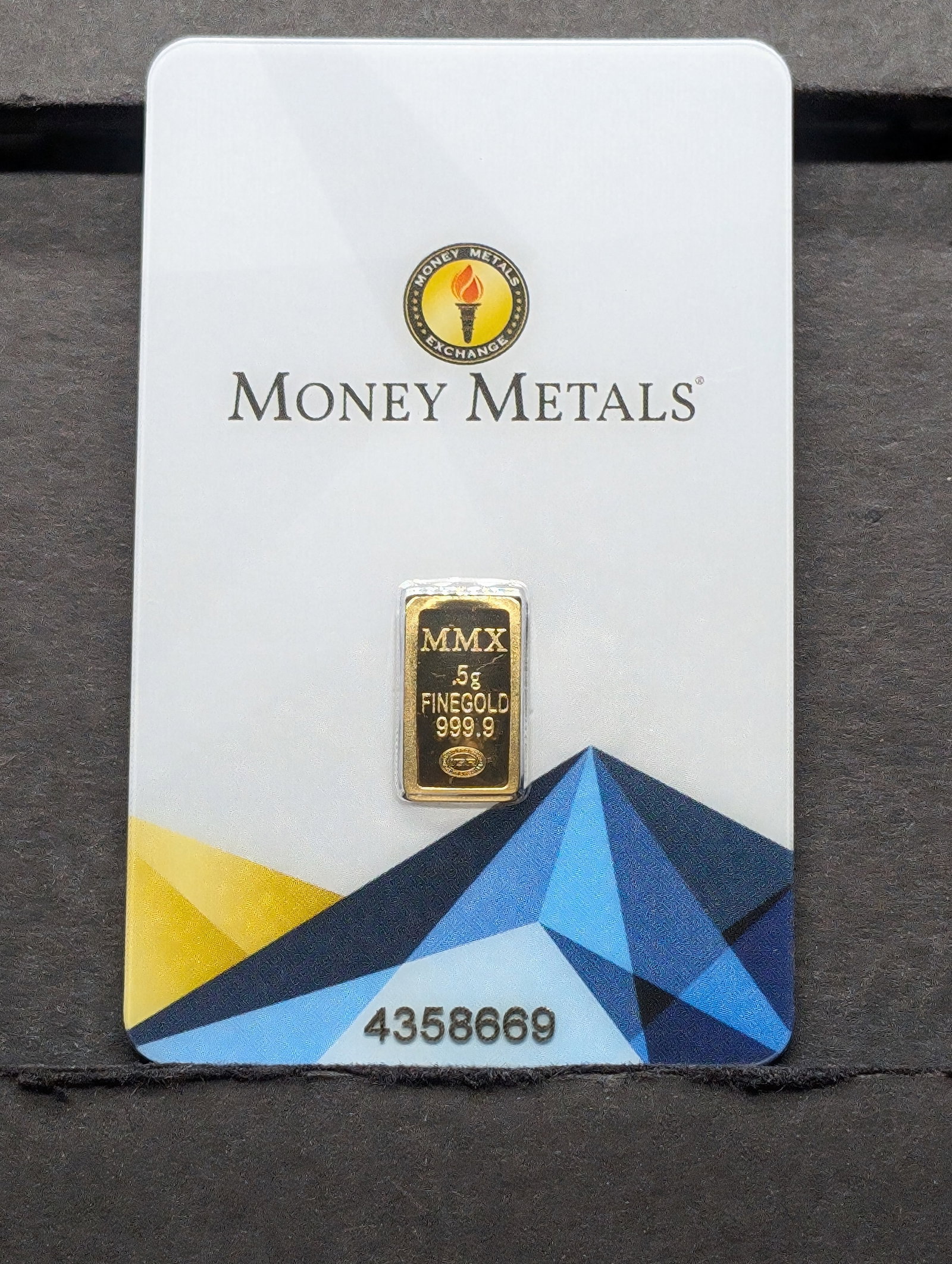 1/2 Gram Money Metals Exchange .9999 FINE GOLD Bar: 1/2 Gram Money Metals Exchange .9999 FINE GOLD Bar