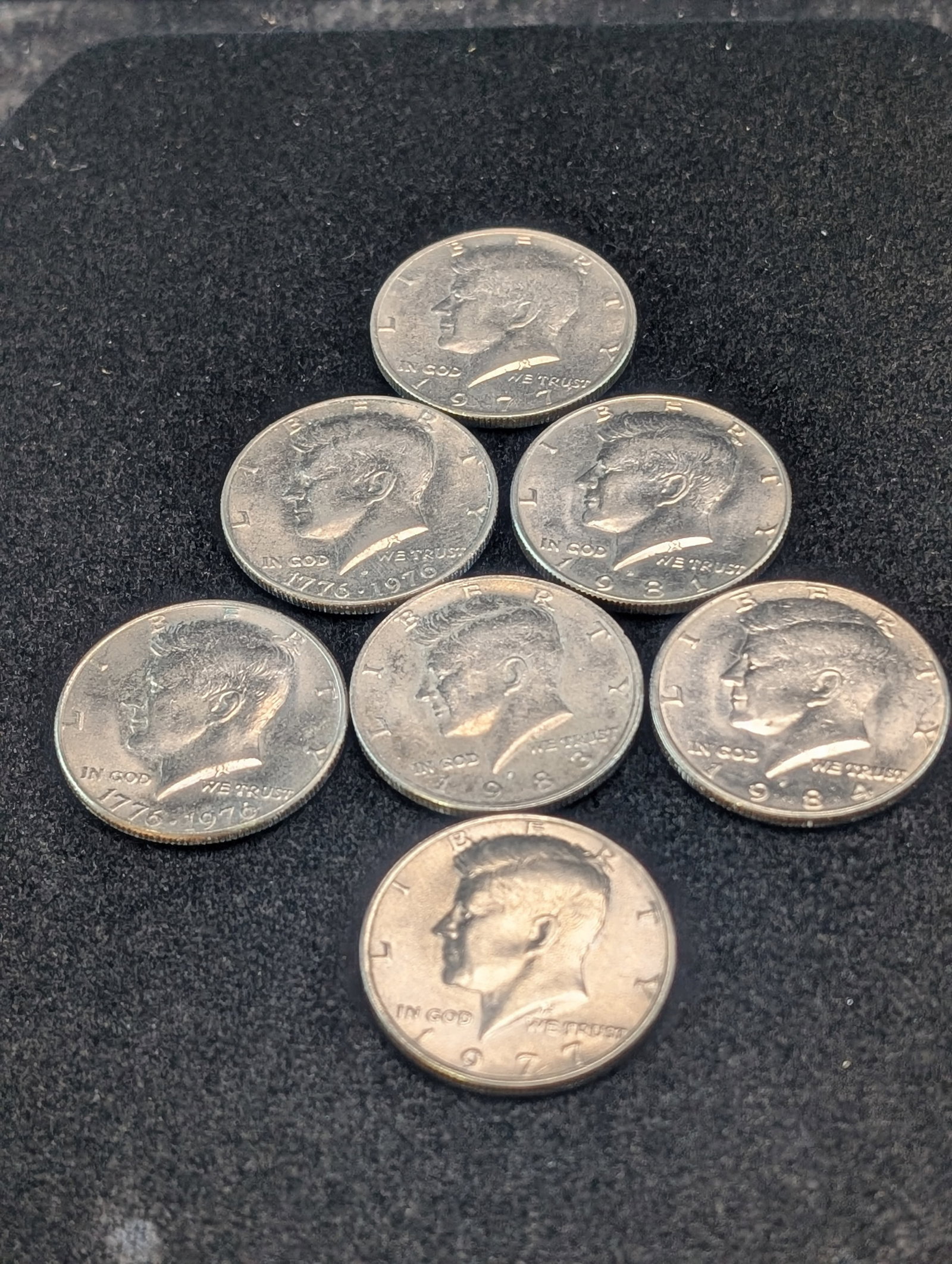 1976 P&D, (2) 1977-P, 1981-D, 1984-P, & 1983-P Kennedy Half Dollars: 1976 P&D, (2) 1977-P, 1981-D, 1984-P, & 1983-P Kennedy Half Dollars