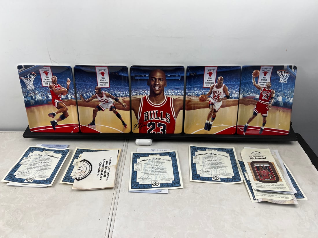 1997 Bradford Exchange/Upper Deck Michael Jordan Soaring Above The Rest Complete Plate Set W/ Shelf