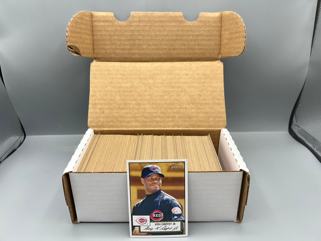 2001 Topps Heritage Baseball Complete Set - No SPs - #81-310 - 1st Year for Topps Heritage (1 of 3)