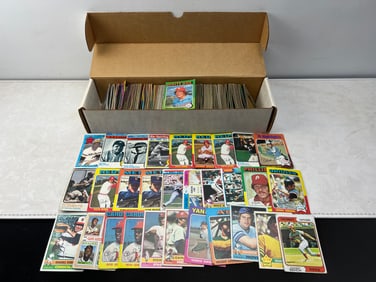 Box of Assorted 1970s Topps Baseball Cards W/ Lots of Stars - Lower Grade Conditions