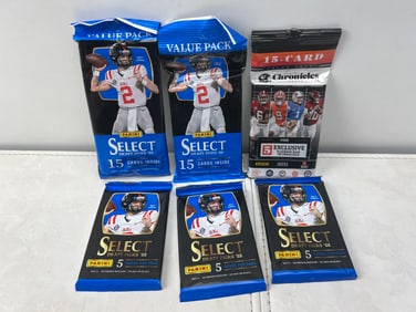 Lot of (6) 2021 Panini Chronicles Draft Picks & 2022 Panini Select Draft Picks Football Sealed Packs