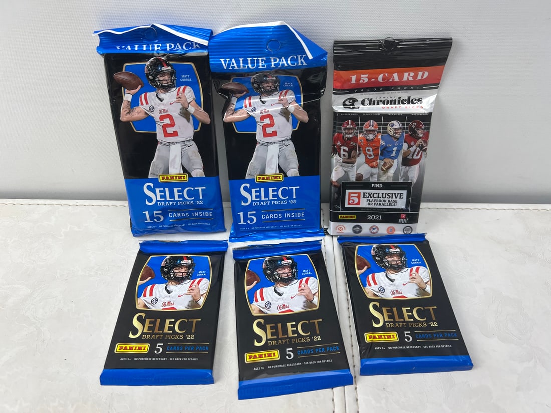 Lot of (6) 2021 Panini Chronicles Draft Picks & 2022 Panini Select Draft Picks Football Sealed Packs (1 of 2)