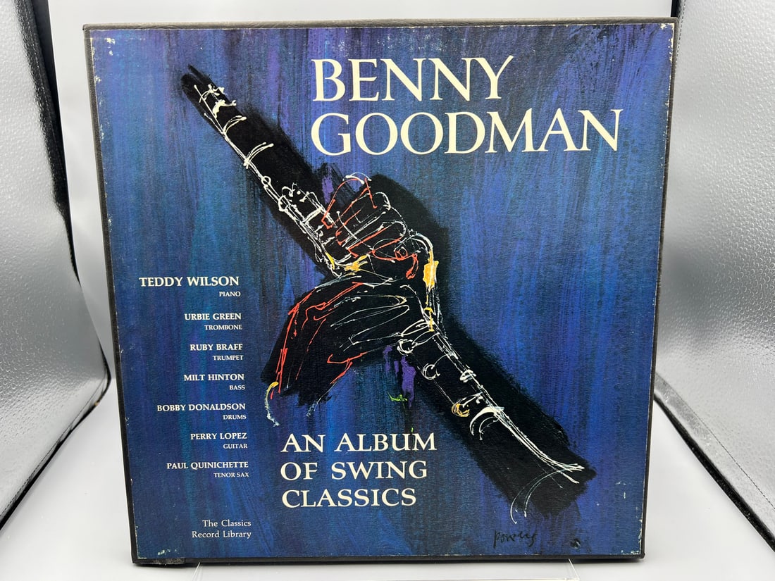 1967 Benny Goodman An Album of Swing Classics W/ Book - SRL 7673: 1967 Benny Goodman An Album of Swing Classics W/ Book - SRL 7673 - Records have not been tested by the auction house for play quality. All items are sold as is.