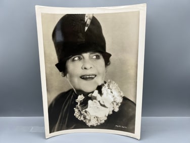1927 MGM Marie Dressler Original 8x10 Publicity Portrait Still W/ Blurb On Back - MGM-7691 - "The