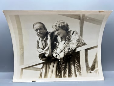 1925-26 MGM Douglas Fairbanks & Mary Pickford Original 8x10 Publicity Portrait Still W/ Blurb On