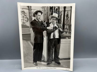 1942 MGM Rio Rita Original 8x10 Publicity Movie Still - 1222-27 - Abbott & Costello: 1942 MGM Rio Rita Original 8x10 Publicity Movie Still - 1222-27 - Abbott & Costello