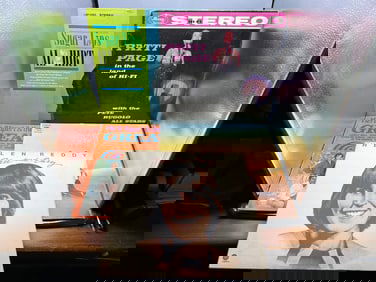 Lot of (5) Assorted Vinyl Albums - Varying Conditions