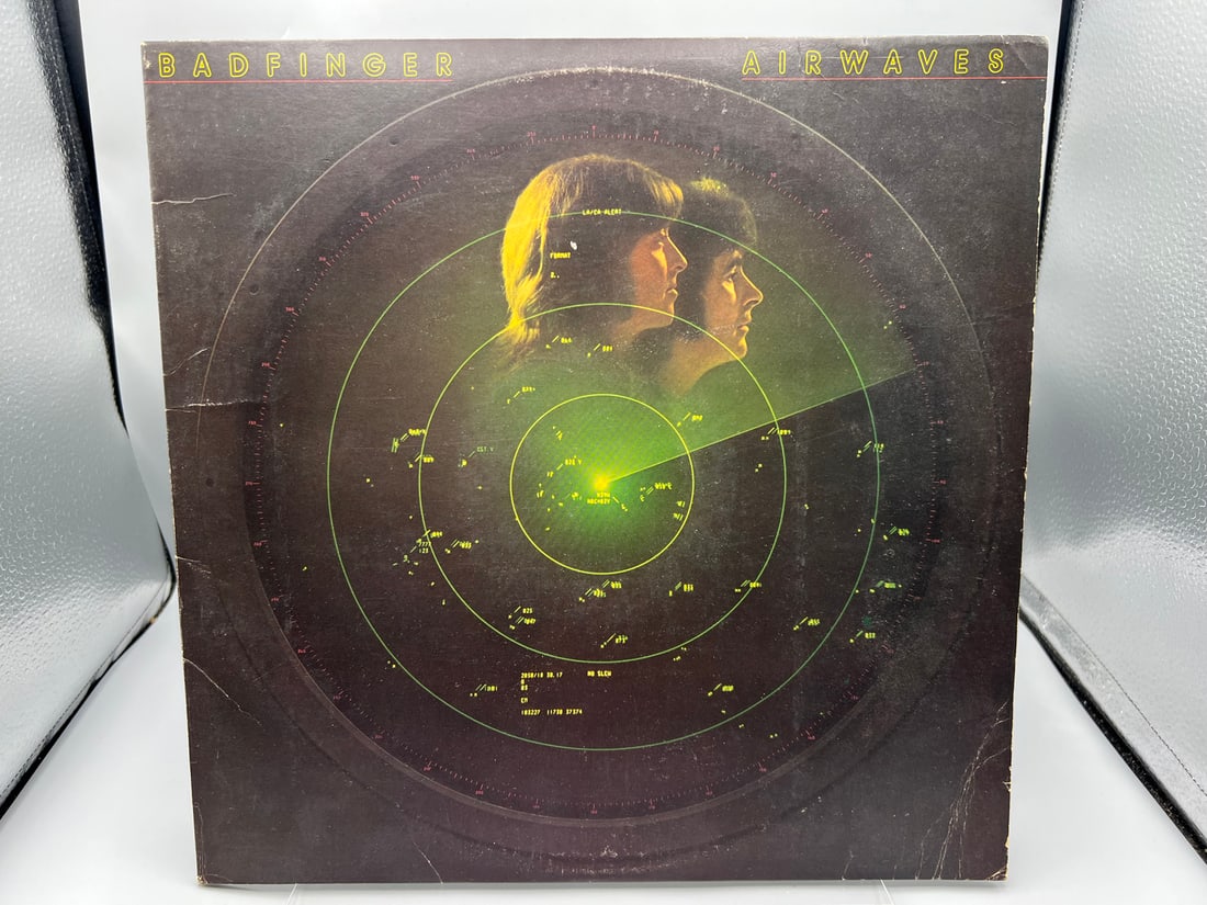 1979 Badfinger Airwaves Vinyl Album - 6E-175: 1979 Badfinger Airwaves Vinyl Album - 6E-175- Records have not been tested by the auction house for play quality. All items are sold as is.