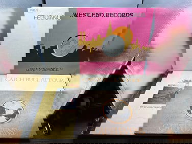 4-Records- Feliciano 10 to 23, -1969, Karen Young-Hot Shot-1978, Melanie?? Stoneground Words-1972,