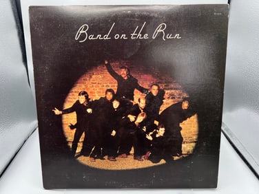 1973 Paul McCartney & Wings Band On The Run Vinyl Album - SO-3415
