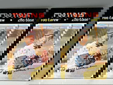 Lot of (2) 1971 Topps Rod Carew #210