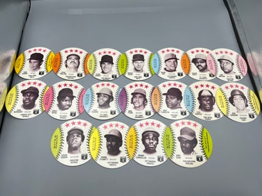 Lot of (18) 1976 Isaly's Discs Baseball Cards W/ Many Stars - Varying Conditions
