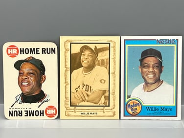 Lot of (3) Willie Mays Baseball Cards - Varying Conditons
