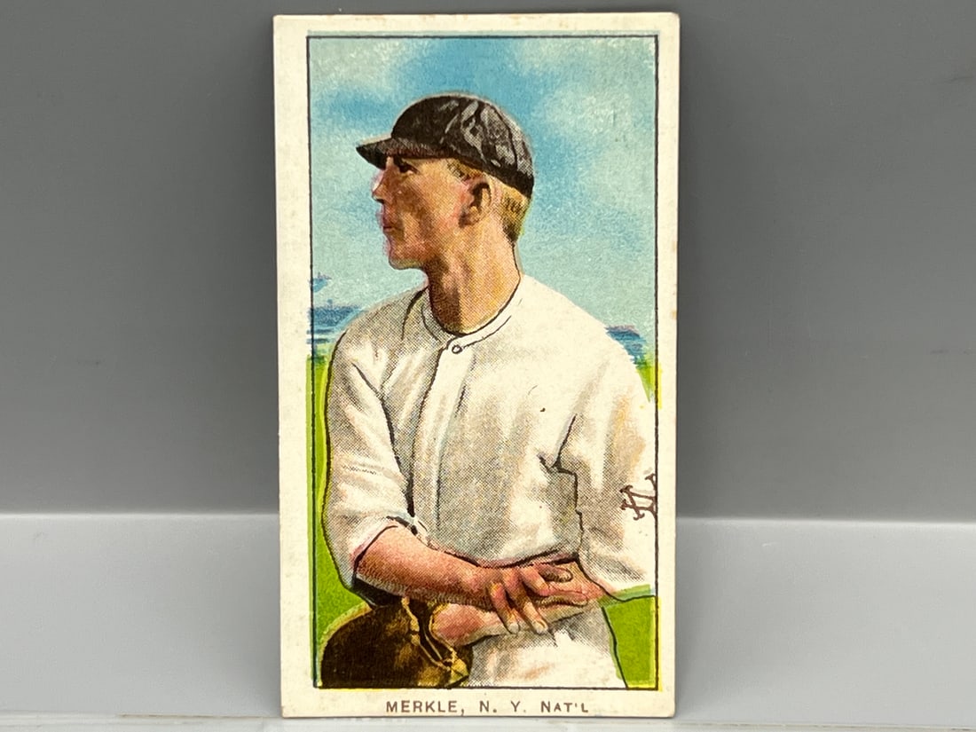 1909-11 T206 Fred Merkle - Throwing - Sweet Caporal - Measures Short