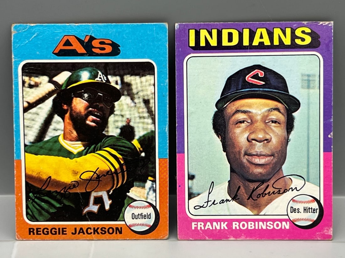 1975 Topps Mini Reggie Jackson #300 & Frank Robinson #580 (1 of 2)