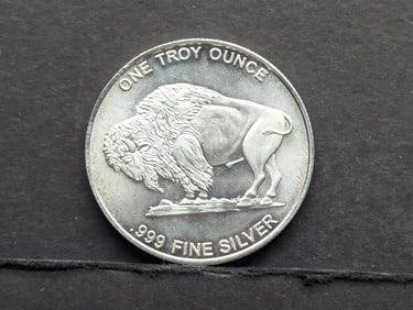 Silver Round, 1 Troy oz .999 Fine; Profile Image Of Native American On Obverse, Bison Profile On