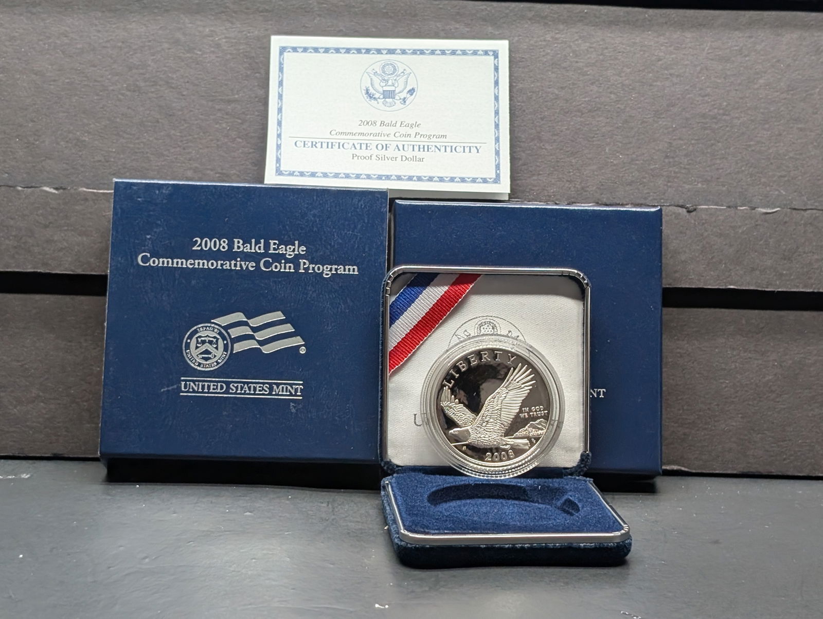 2008-P PROOF Bald Eagle Commemorative Silver Dollar in OGP w/ COA (1 of 4)