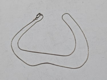 20 inch sterling snake chain. 4.6 grams.