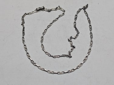 26 inch sterling chain. 12.9 grams.