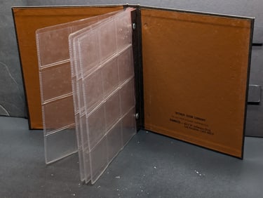 Dansco 7157 Binder for Half Dollars With 4 nice coin Lucite pages.