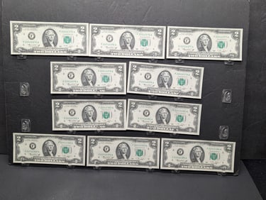 Lot of Ten 1976 Series $2.00 Federal Reserve Notes *CRISP PAPER* Consecutive order!