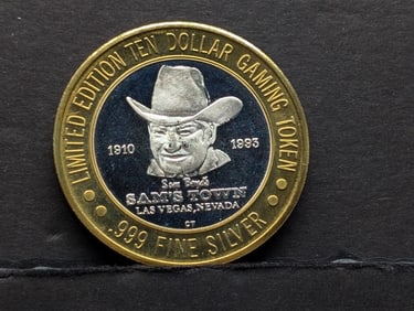 Limited Edition .999 Fine SILVER Center Sam's Town CAsino $10 Gaming Token in Capsule
