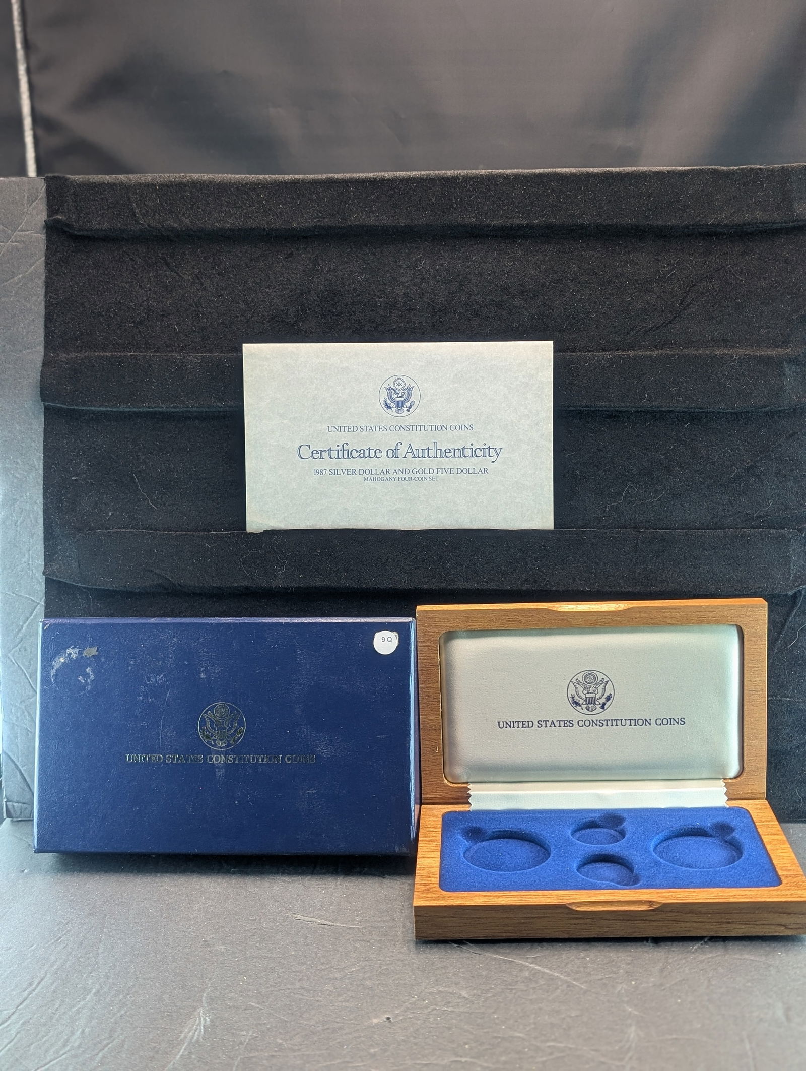 EMPTY Wood Display box for U.S. Constitution Coin Set. NO COINS! (1 of 2)