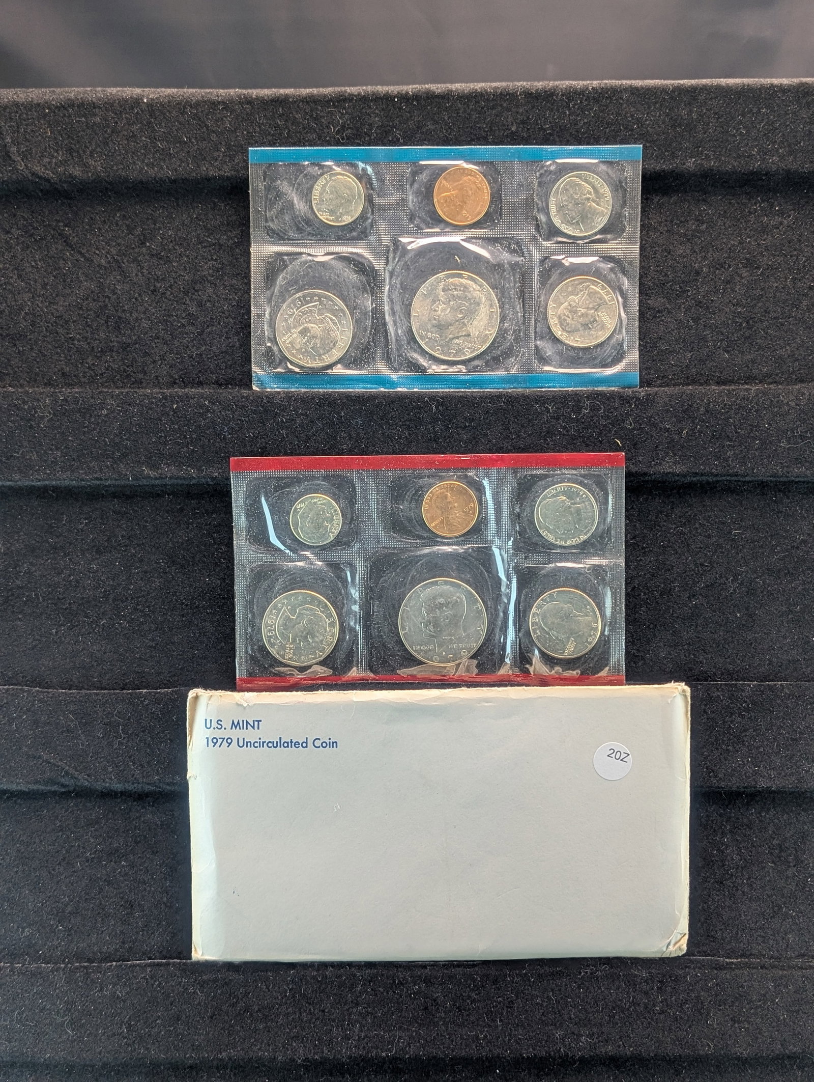1979 P&D Uncirculated Mint Set, with the First Year S.B.A. Dollars: 1979 P&D Uncirculated Mint Set, with the First Year S.B.A. Dollars